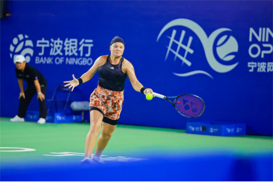 他的存在